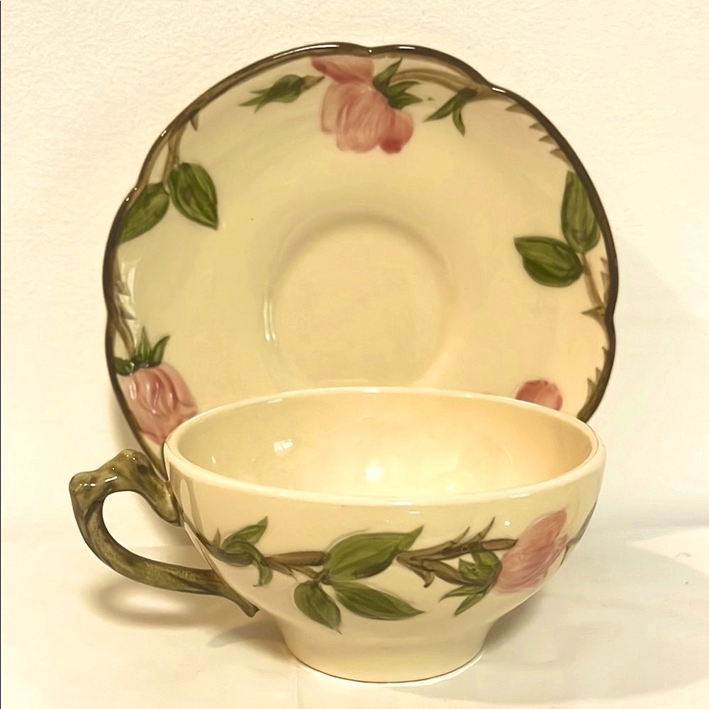 Vintage Franciscan Hand Decorated Desert Rose Cup & Saucer Set (4)